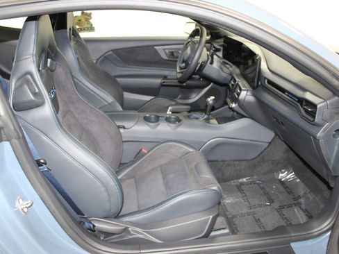 Used 2025 Ford Mustang Dark Horse image 23