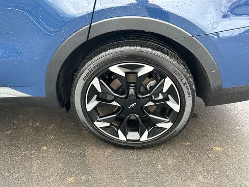 Used 2024 Kia Sorento SX image 19