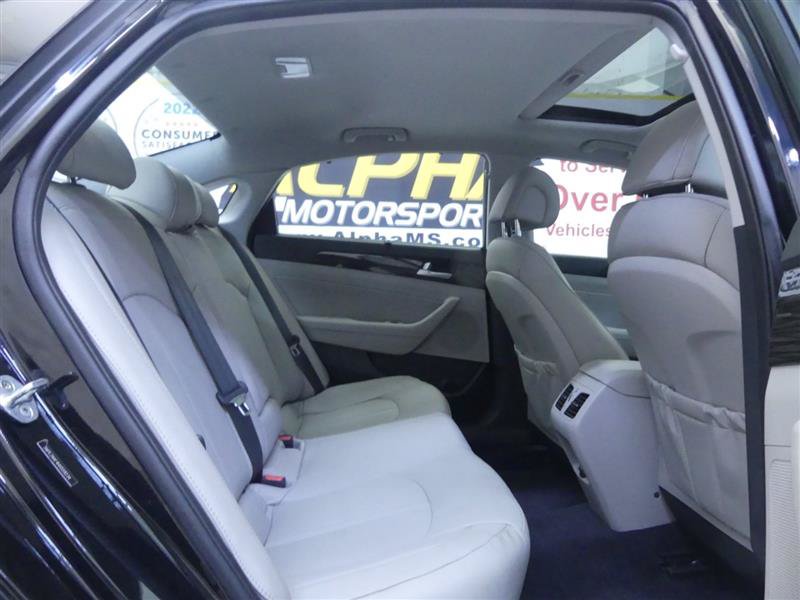 Used 2017 Hyundai Sonata Limited w/ Tech Package 03 FWD image 22
