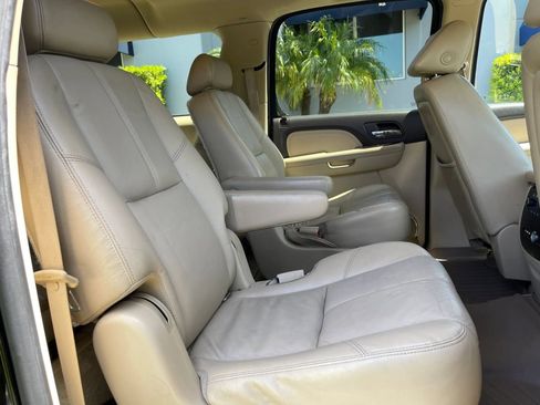 Used 2008 GMC Yukon XL Denali image 27