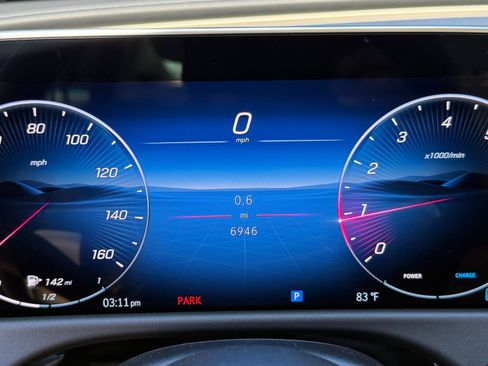 Used 2025 Mercedes-Benz E 350 4MATIC Sedan image 33