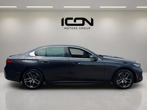 Used 2026 BMW 530i xDrive AWD/4WD image 6