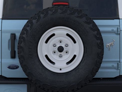 Used 2025 Ford Bronco Heritage Edition image 24