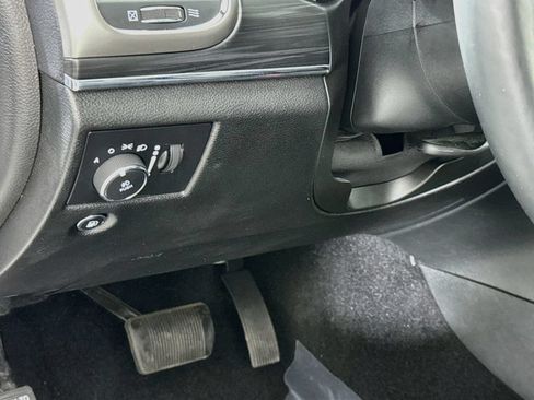 Used 2021 Jeep Grand Cherokee Limited AWD/4WD image 21