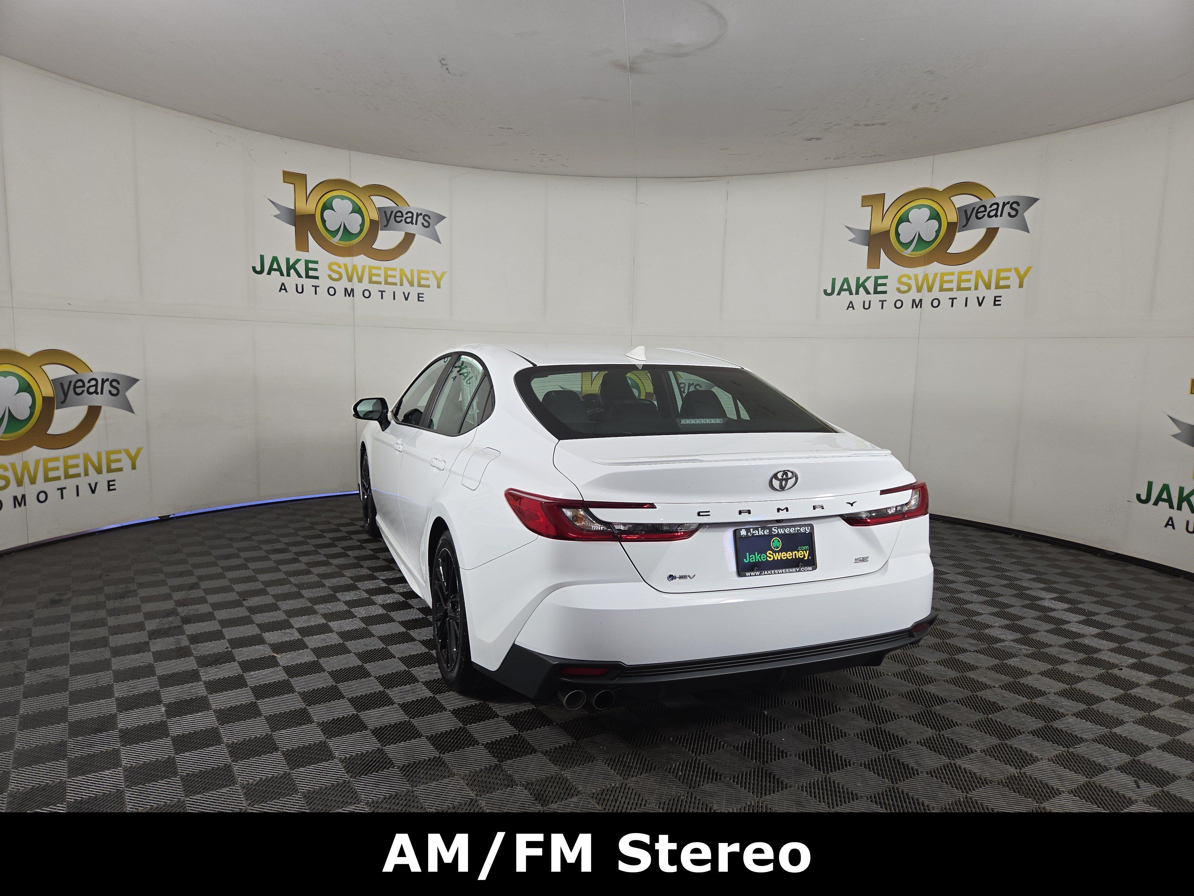 Used 2025 Toyota Camry SE FWD image 6