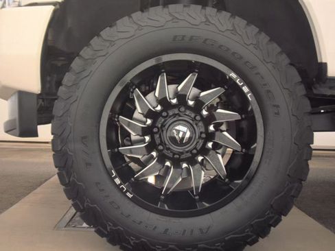 Used 2017 Ford F350 Platinum w/ Platinum Ultimate Package AWD/4WD image 19