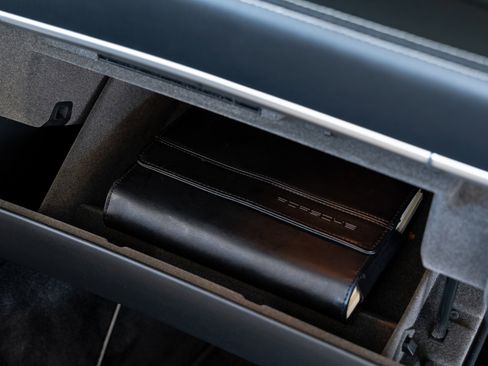 Used 2011 Porsche 911 Turbo S image 29