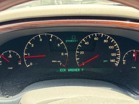 Used 2005 Cadillac De Ville DHS w/ Equipment Group FWD image 17