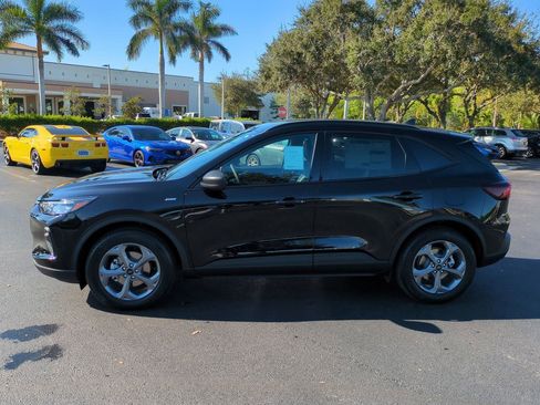 New 2026 Ford Escape ST-Line image 7