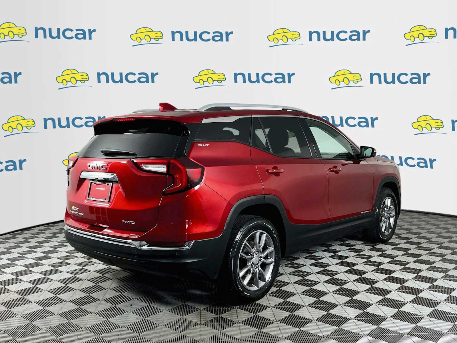 Used 2022 GMC Terrain SLT AWD/4WD image 7
