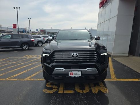 Certified 2025 Toyota Tacoma Limited w/ Tow Tech Package AWD/4WD image 10