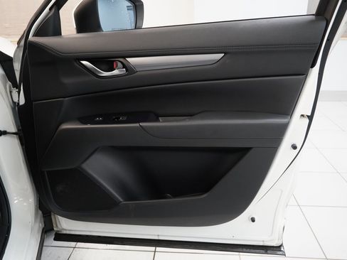 Used 2021 MAZDA CX-5 Touring image 30