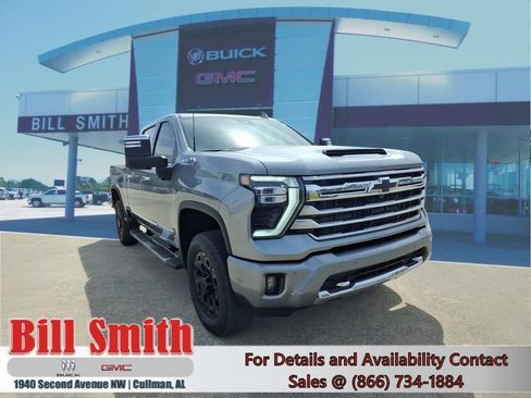 Used 2024 Chevrolet Silverado 2500 High Country w/ Technology Package AWD/4WD image 1