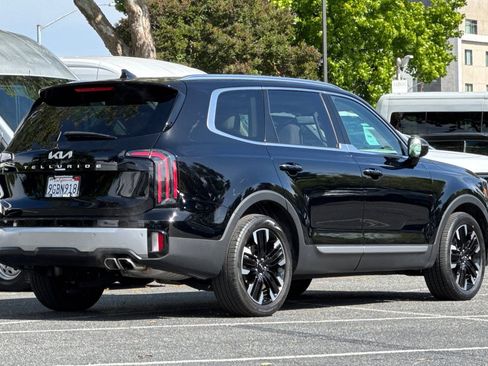 Used 2023 Kia Telluride SX FWD image 4