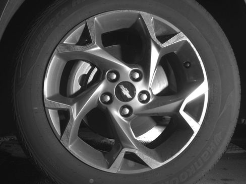 Used 2025 Chevrolet Trax LT w/ LT Convenience Package FWD image 9