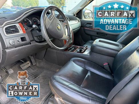 Used 2012 Chevrolet Avalanche LTZ RWD image 9