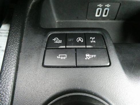 Used 2022 Ford Ranger XLT w/ Equipment Group 302A High image 29