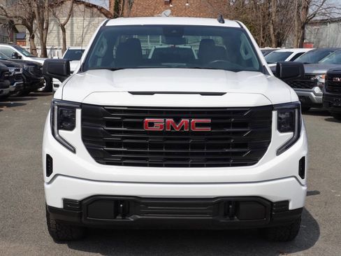 Used 2023 GMC Sierra 1500 Pro w/ Graphite Edition AWD/4WD image 6
