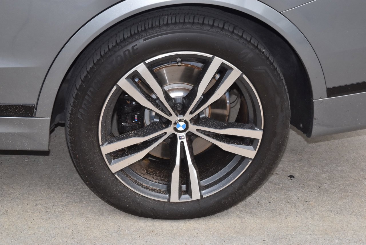 Used 2024 BMW X7 xDrive40i w/ M Sport Package AWD/4WD image 38