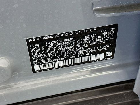 Used 2025 Honda HR-V Sport image 12