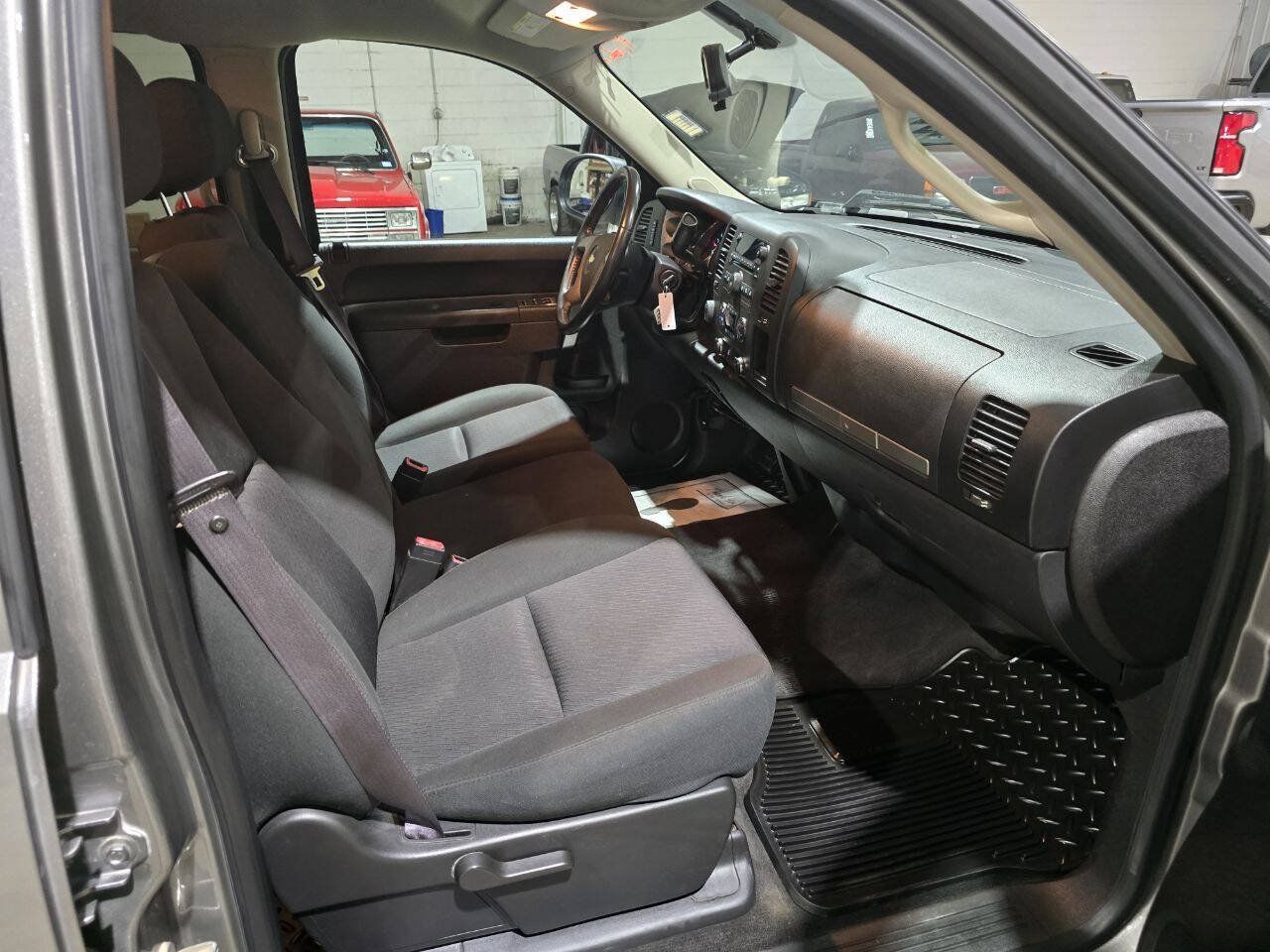 Used 2012 Chevrolet Silverado 1500 LT w/ All-Star Edition AWD/4WD image 41