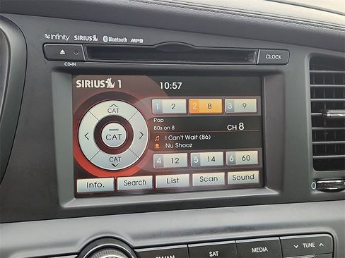 Used 2011 Kia Optima EX w/ Premium Pkg image 18