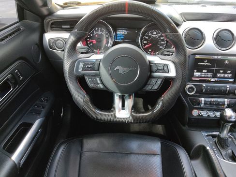 Used 2015 Ford Mustang GT Premium image 22