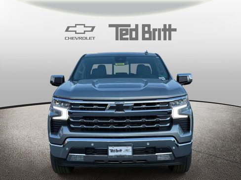 New 2026 Chevrolet Silverado 1500 LTZ w/ LTZ Premium Package AWD/4WD image 2