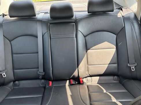 Used 2019 Kia Cadenza Technology FWD image 17