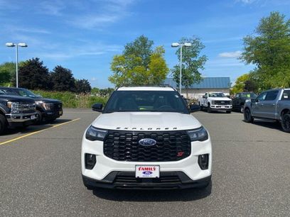 New 2026 Ford Explorer ST w/ Sun And Sound Package