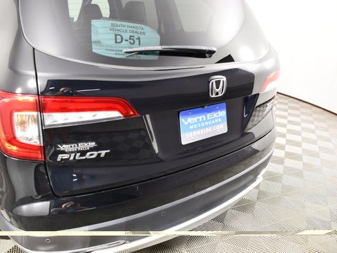 Used 2021 Honda Pilot Touring image 15