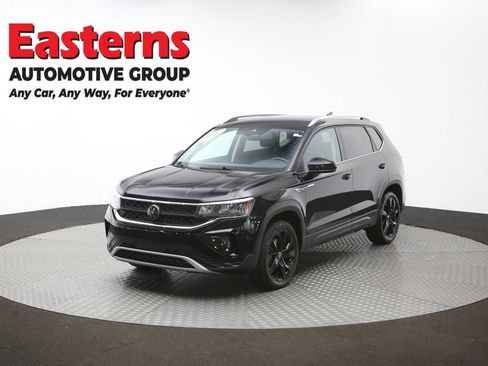 Used 2024 Volkswagen Taos SE image 54