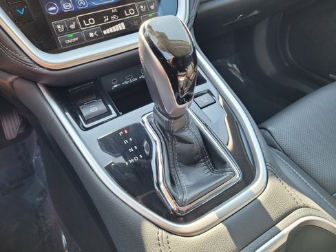 Used 2024 Subaru Outback Touring w/ Popular Package #2 image 24