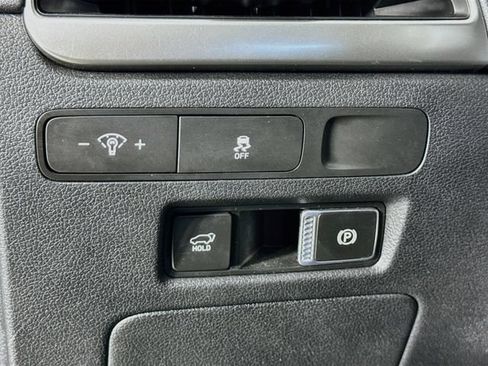 Used 2025 Hyundai Palisade SEL FWD image 10