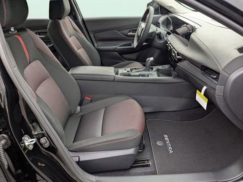 New 2026 Nissan Sentra SR w/ Floor Mat Package FWD image 24