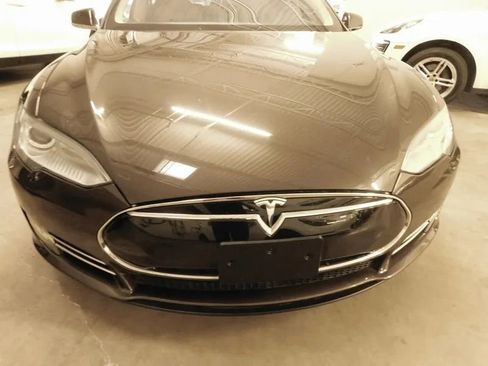 Used 2013 Tesla Model S RWD image 10