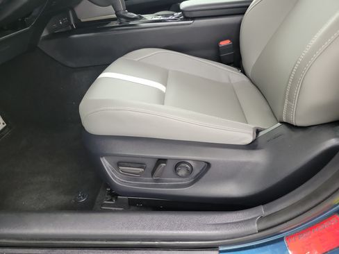 Used 2025 Toyota Camry SE w/ Multimedia Upgrade Package FWD image 18