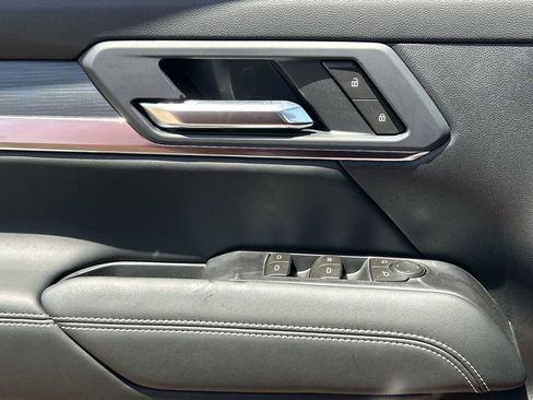 New 2026 GMC Terrain Elevation w/ Elevation Premium Package FWD image 23