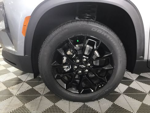 New 2026 Chevrolet Traverse LT w/ Midnight/Sport Edition image 5