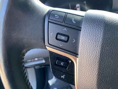 Used 2024 Toyota Crown AWD/4WD image 19