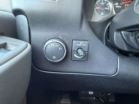 Used 2020 Chevrolet Express 3500 Extended w/ Power Convenience Package image 25