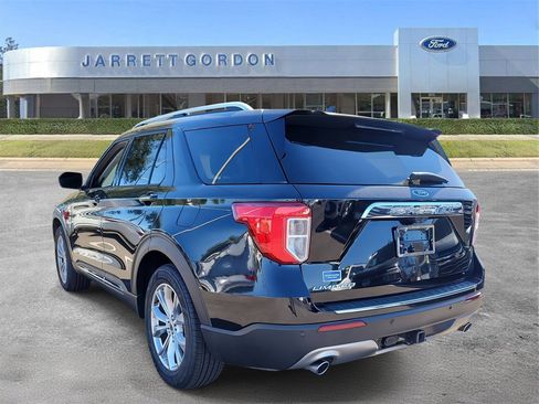 Used 2021 Ford Explorer Limited w/ Equipment Group 301A image 3