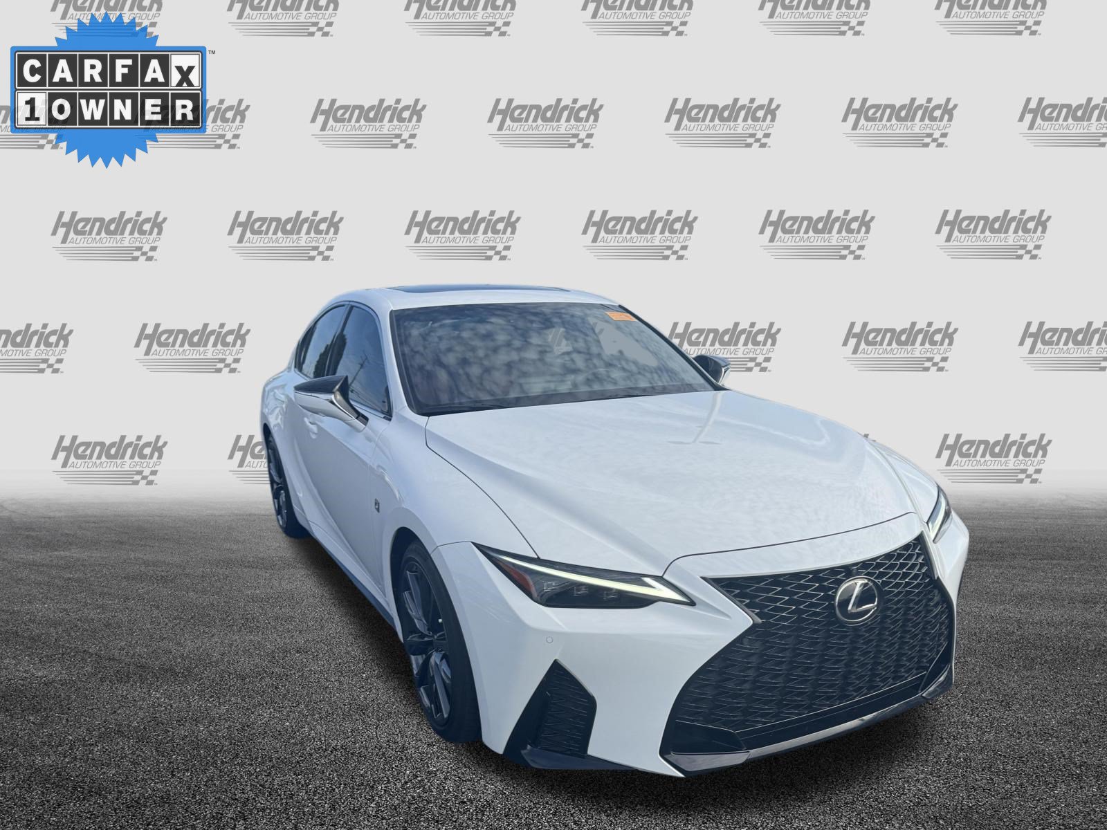 Used 2024 Lexus IS 350 F Sport RWD image 2