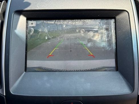 Used 2018 Ford Edge SEL w/ Equipment Group 201A FWD image 23