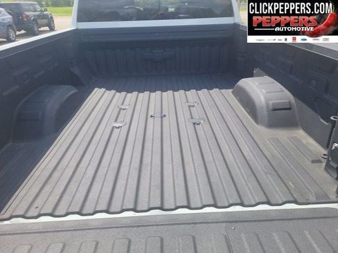 Used 2024 Chevrolet Silverado 2500 LTZ w/ LTZ Convenience Package AWD/4WD image 5