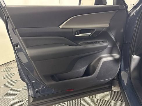 Certified 2026 Toyota Grand Highlander AWD image 52