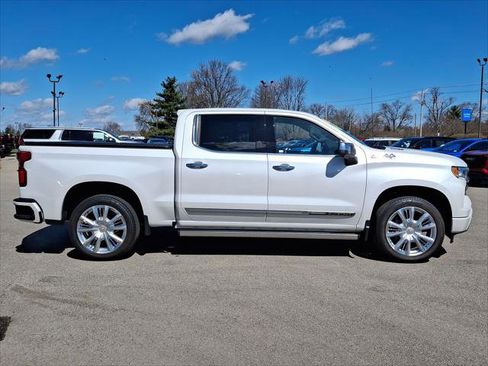 Used 2022 Chevrolet Silverado 1500 High Country w/ High Country Premium Package image 26