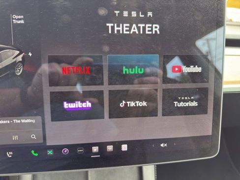 Used 2021 Tesla Model 3 Long Range image 25