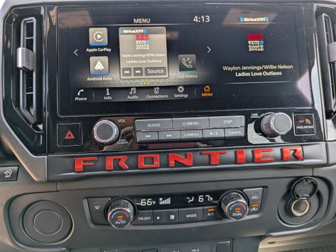 Used 2025 Nissan Frontier Pro-X w/ Tow Package RWD image 20