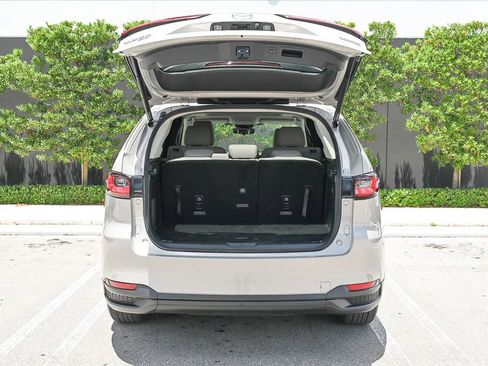 Used 2024 MAZDA CX-90 3.3 Turbo w/ Preferred Plus AWD/4WD image 3